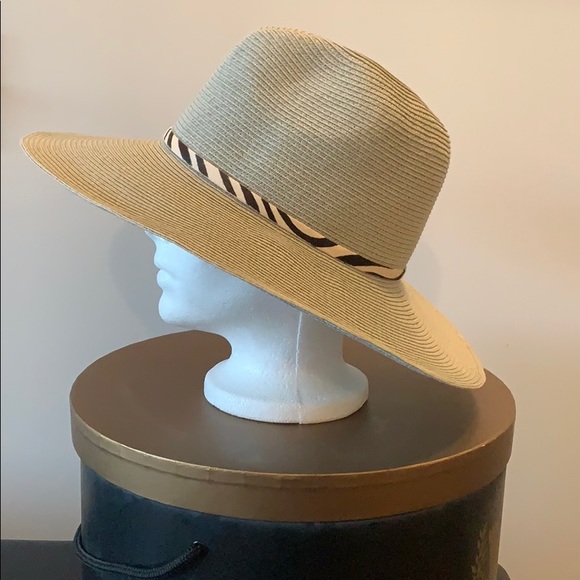 Grey weave women’s hat - Picture 4 of 5